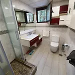 Luxury - Pool, Hot Tub, Aircon, Tvs, Cinema, Office, Gbit Internet, Sports Equipment كاليبي