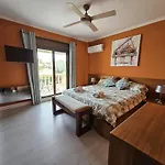 Luxury - Pool, Hot Tub, Aircon, Tvs, Cinema, Office, Gbit Internet, Sports Equipment فيلة