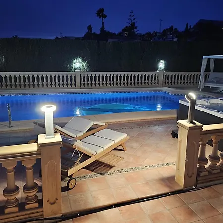 Vila Luxury - Pool, Hot Tub, Aircon, Tvs, Cinema, Office, Gbit Internet, Sports Equipment Calpe