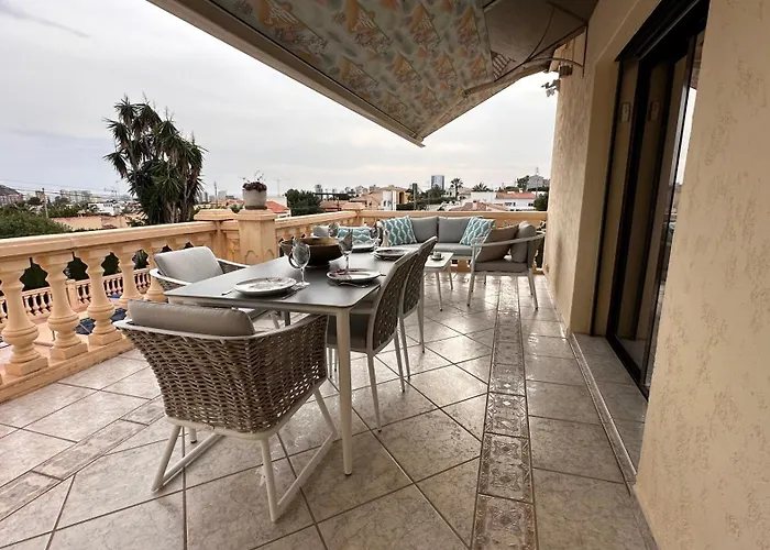 Luxury - Pool, Hot Tub, Aircon, Tvs, Cinema, Office, Gbit Internet, Sports Equipment Villa Calpe