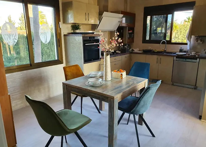 Villa Luxury - Pool, Hot Tub, Aircon, Tvs, Cinema, Office, Gbit Internet, Sports Equipment Calpe