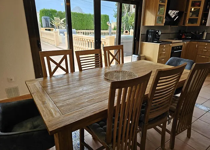 Luxury - Pool, Hot Tub, Aircon, Tvs, Cinema, Office, Gbit Internet, Sports Equipment * Calpe